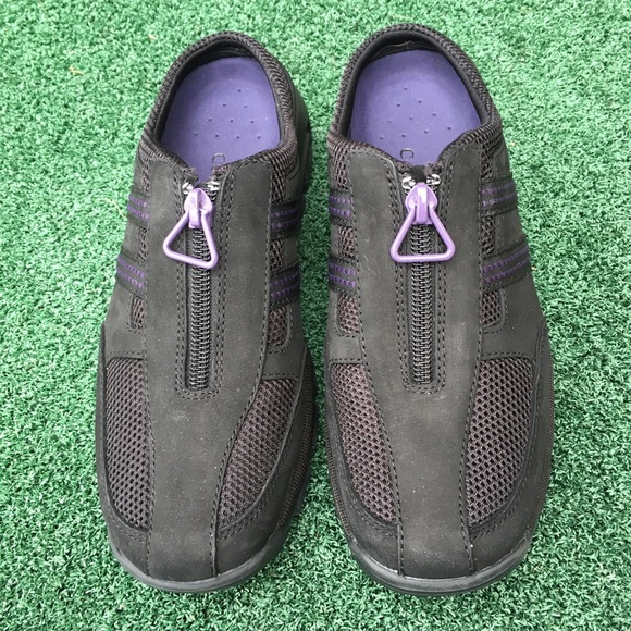 nike clogs